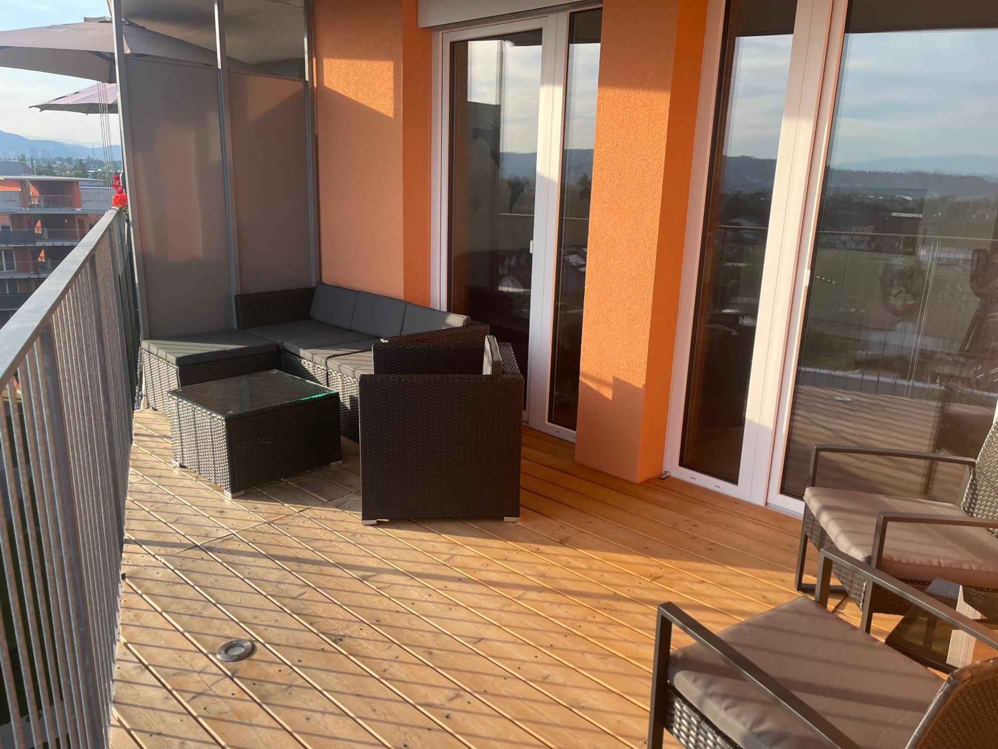 דירות גראץ 100 Qm Penthouse, Self-Check-In, 2 Parkplaetze מראה חיצוני תמונה