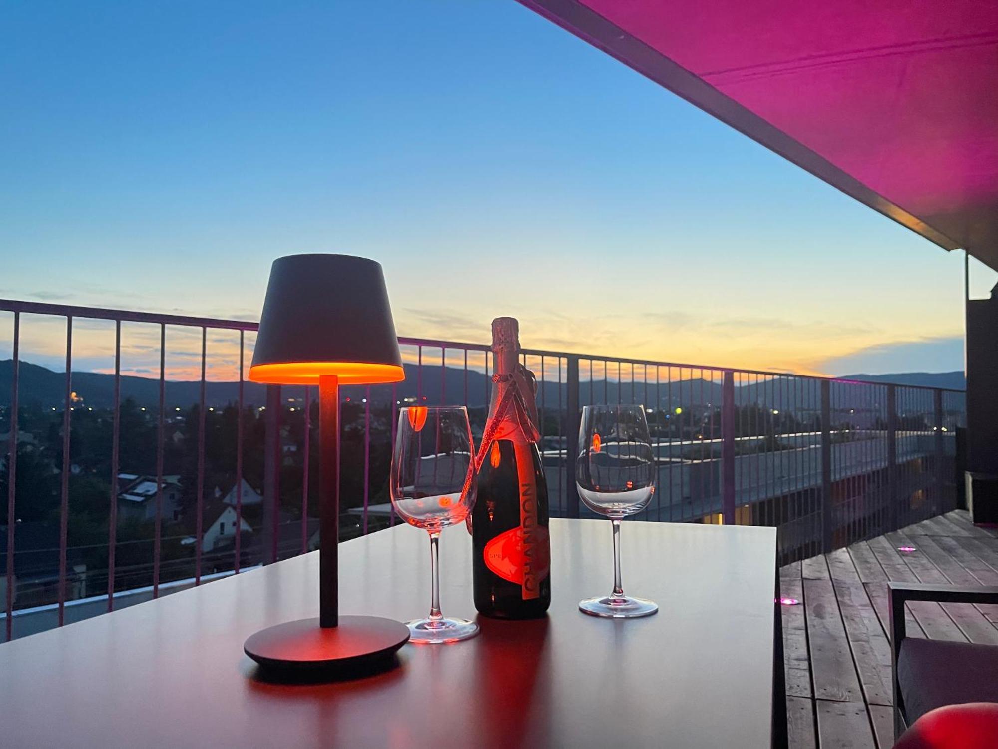 דירות גראץ 100 Qm Penthouse, Self-Check-In, 2 Parkplaetze מראה חיצוני תמונה