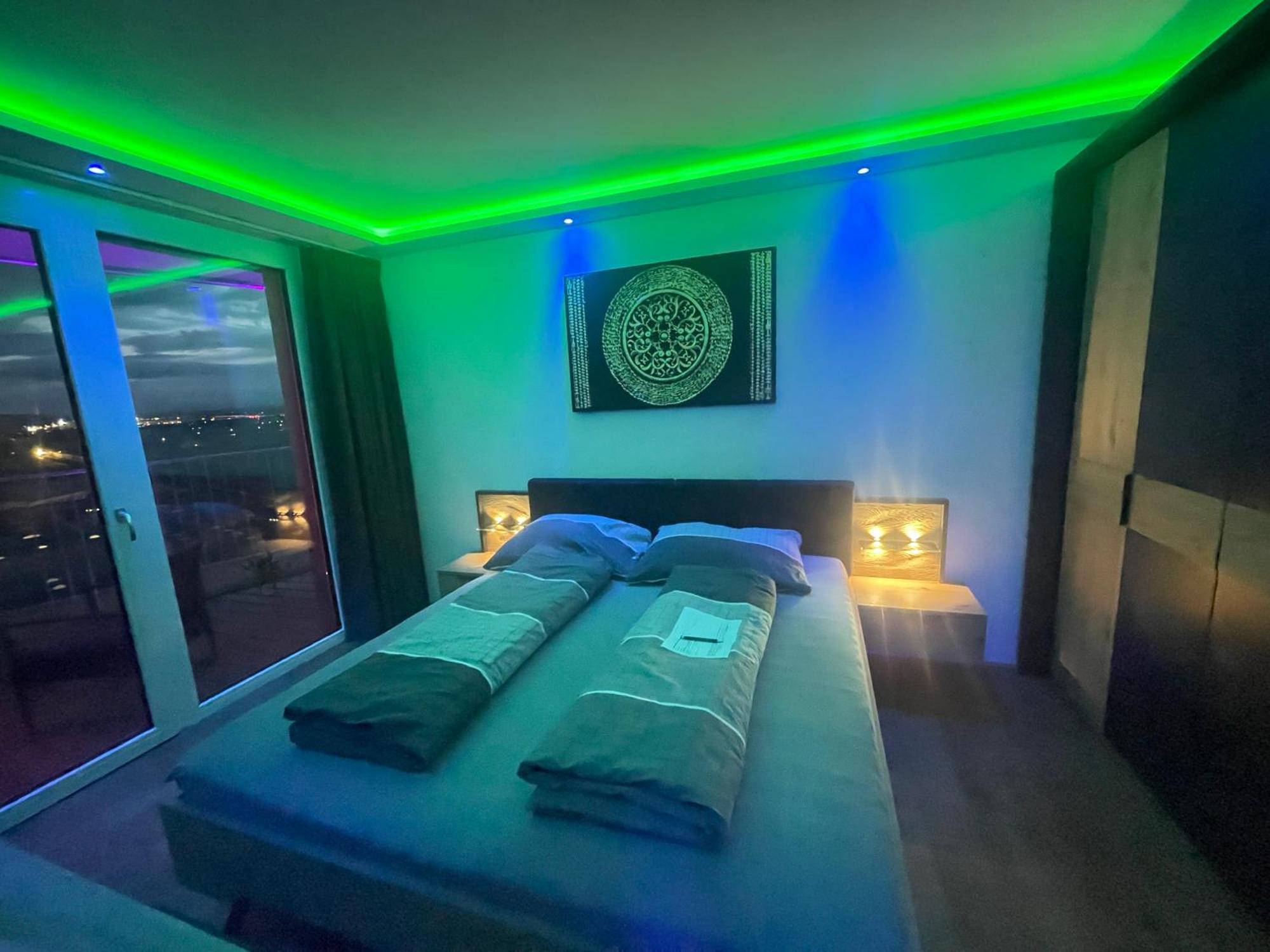 דירות גראץ 100 Qm Penthouse, Self-Check-In, 2 Parkplaetze מראה חיצוני תמונה